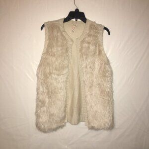 Red Camel Faux Fur Vest Small Cream/Off White
